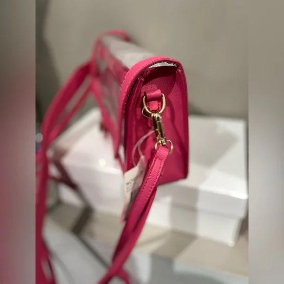 Mail + Lili Jessie Vegan Leather Stadium Crossbody bag - Picture 4 of 15